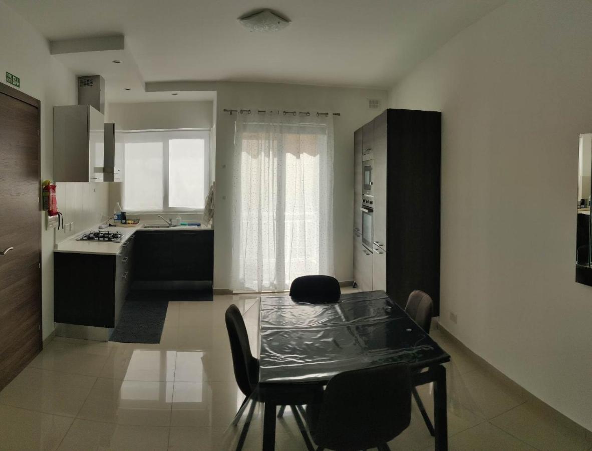 Seron Apartment 3 St. Paul's Bay Exterior photo